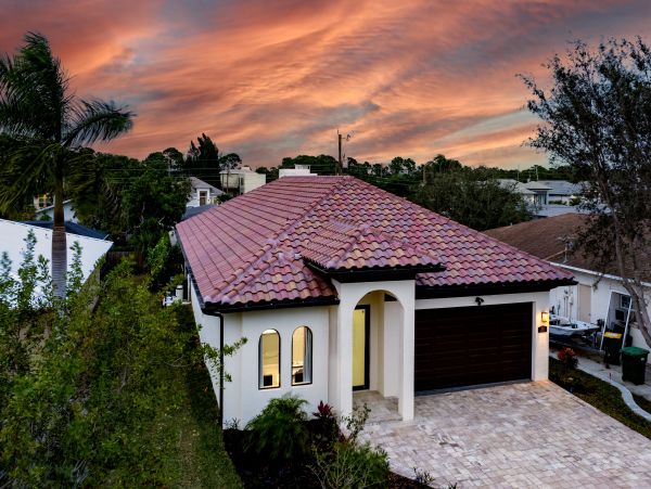 North Naples Vacation Home Sleeps 10 Guest