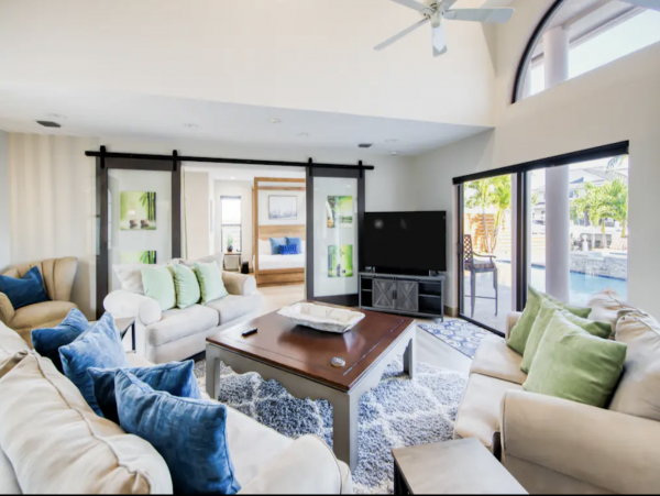 Fort Lauderdale Luxury Vacation Pool home