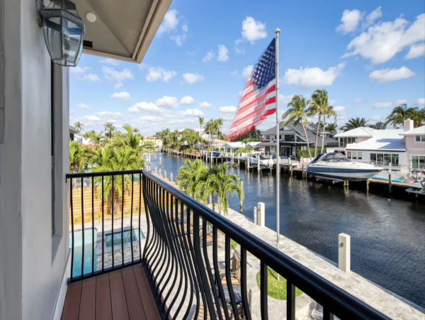 Fort Lauderdale Luxury Vacation Pool home