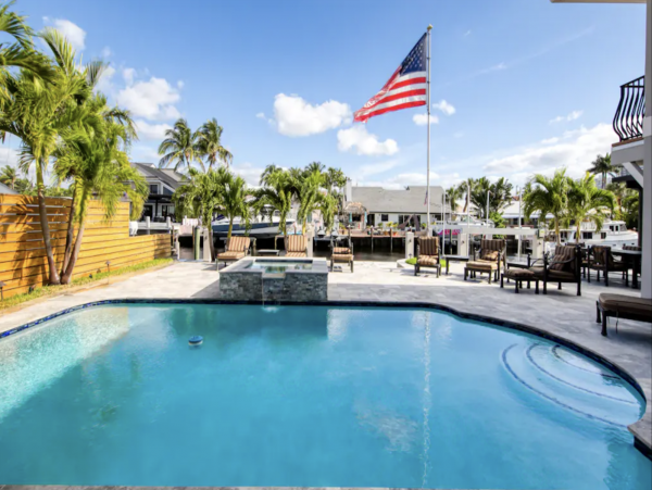 Fort Lauderdale Luxury Vacation Pool home