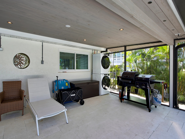 Luxury Vacation Rental with 4 Bedroom Pool & Spa