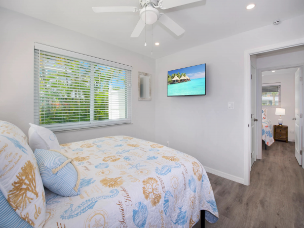 Luxury Vacation Rental with 4 Bedroom Pool & Spa