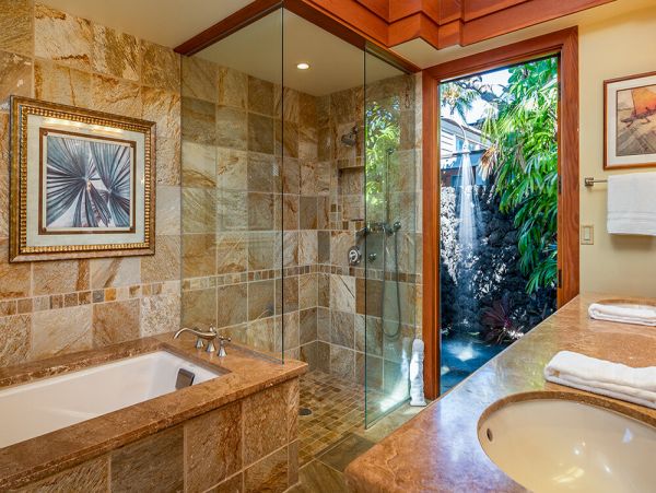 Big Island Luxury Vacation Rental - Hawaii Oceanfront Villa