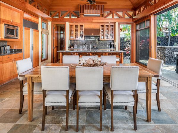 Big Island Luxury Vacation Rental - Hawaii Oceanfront Villa