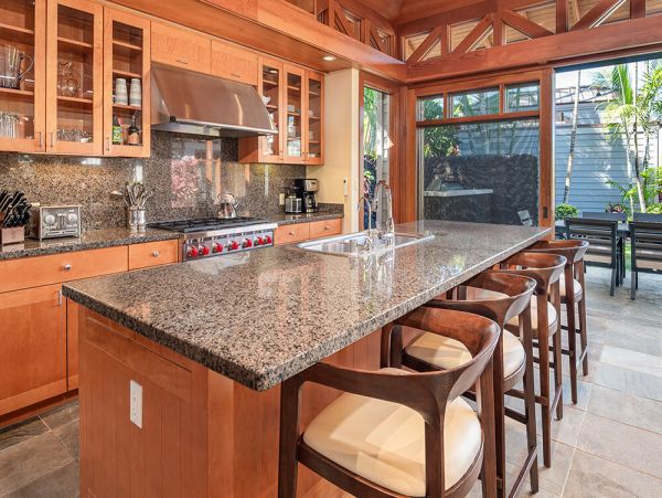 Big Island Luxury Vacation Rental - Hawaii Oceanfront Villa