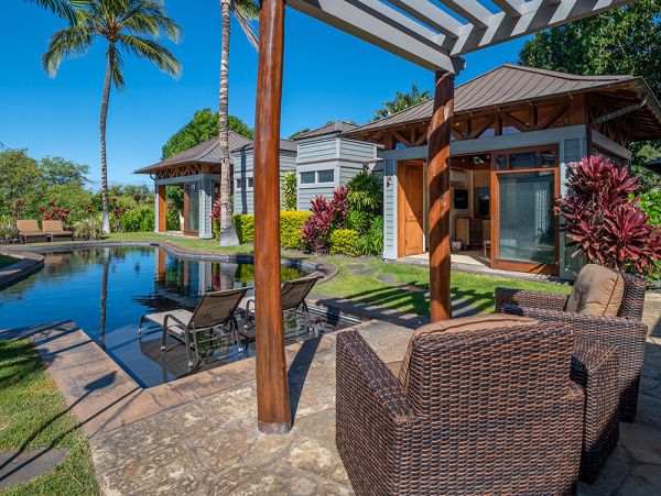 Big Island Luxury Vacation Rental - Hawaii Oceanfront Villa