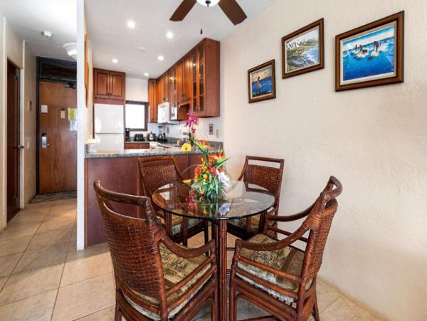 Oceanfront Kailua-Kona Vacation Condo