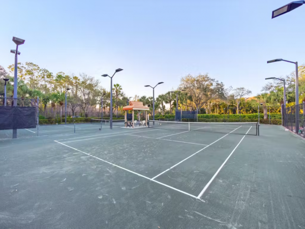 Naples Vacation Condo with 2 Bedrooms, Pool & Tennis Courts