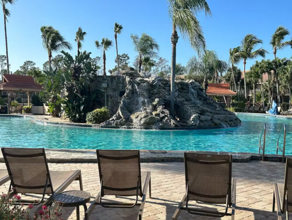 Naples Vacation Condo with 2 Bedrooms, Pool & Tennis Courts