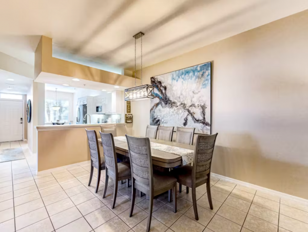 Naples Vacation Condo with 2 Bedrooms, Pool & Tennis Courts