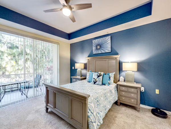 Naples Vacation Condo with 2 Bedrooms, Pool & Tennis Courts