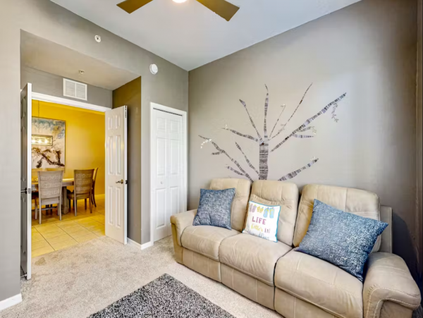 Naples Vacation Condo with 2 Bedrooms, Pool & Tennis Courts