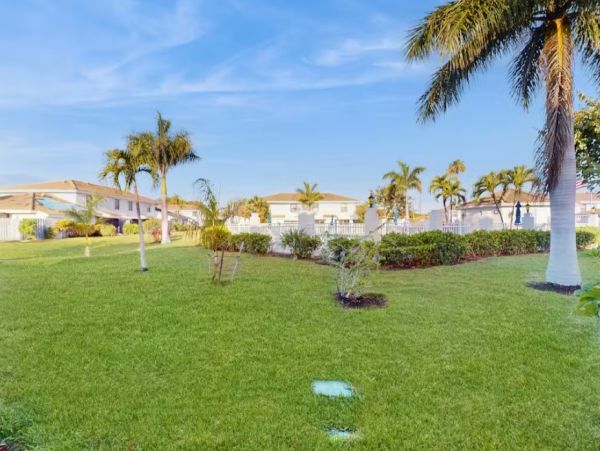 Two Bedroom Marco Island Vacation Condo Near the Beach