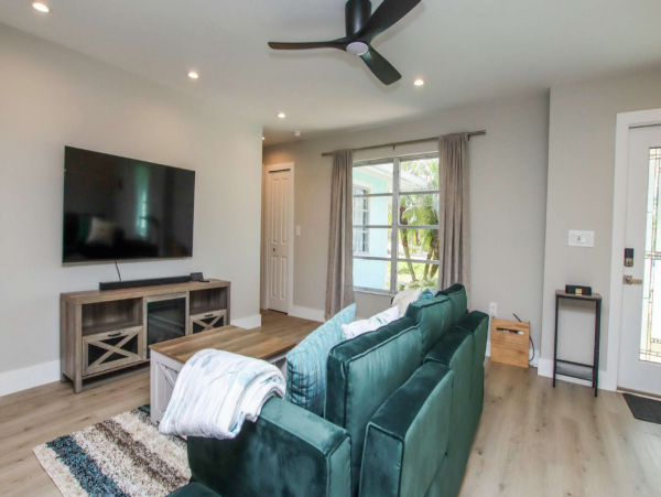 Waterfront Paradise with 3 Bedrooms in Sanibel