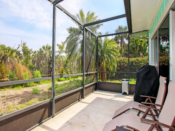 Waterfront Paradise with 3 Bedrooms in Sanibel