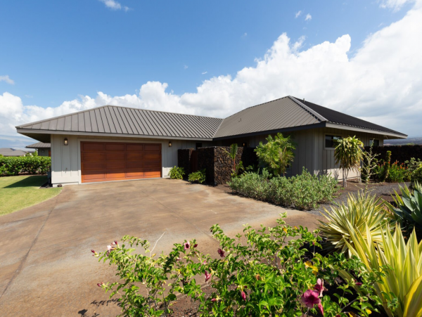 Luxury Three Bedroom Vacation Rental Private Pool & Spa
