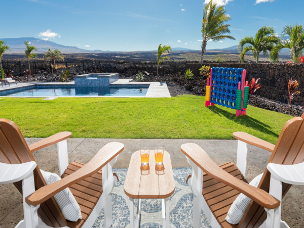 Luxury Three Bedroom Vacation Rental Private Pool & Spa