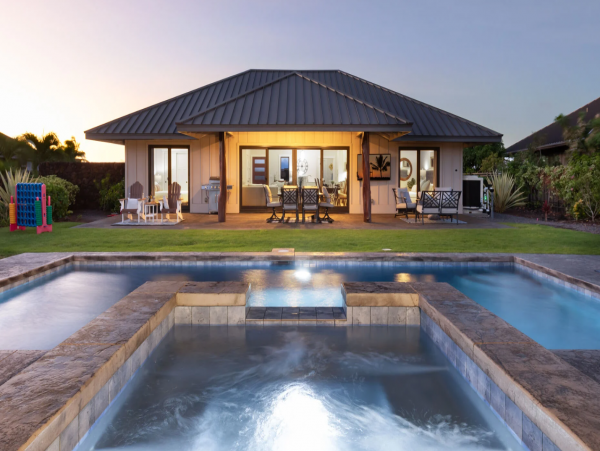 Luxury Three Bedroom Vacation Rental Private Pool & Spa