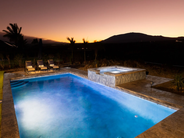 Luxury Three Bedroom Vacation Rental Private Pool & Spa