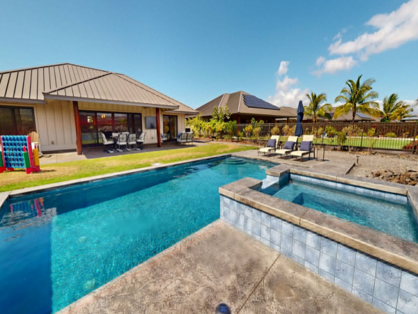 Luxury Three Bedroom Vacation Rental Private Pool & Spa