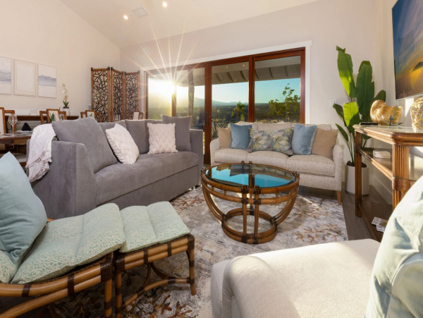 Luxury Three Bedroom Vacation Rental Private Pool & Spa