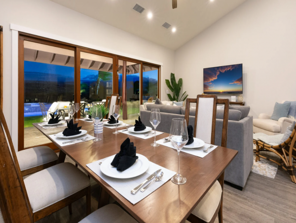 Luxury Three Bedroom Vacation Rental Private Pool & Spa