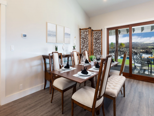 Luxury Three Bedroom Vacation Rental Private Pool & Spa