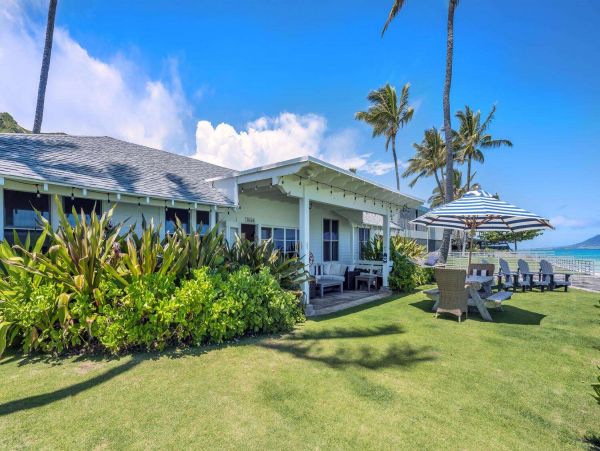 Lanikai Beach Vacation Home 4 Bedroom