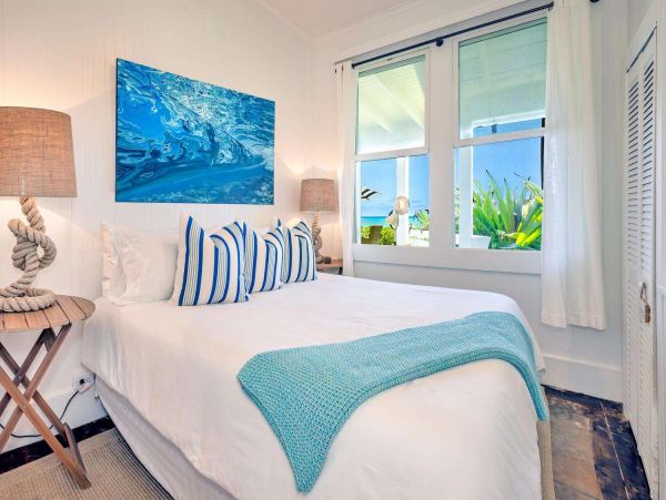 Lanikai Beach Vacation Home 4 Bedroom