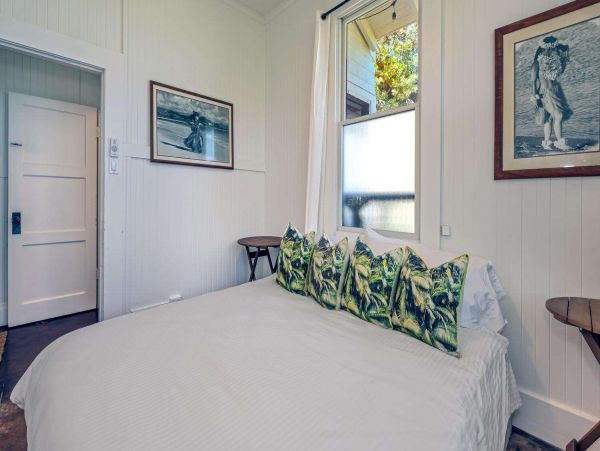 Lanikai Beach Vacation Home 4 Bedroom
