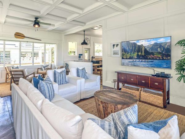Lanikai Beach Vacation Home 4 Bedroom