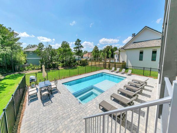 Miramar Beach Luxury Vacation Rental Great Amenities