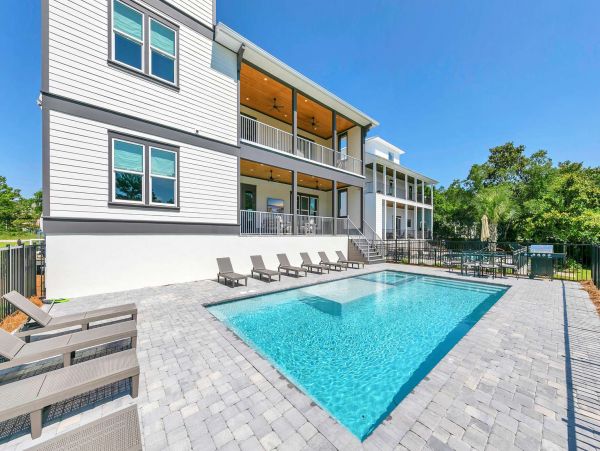 Miramar Beach Luxury Vacation Rental Great Amenities