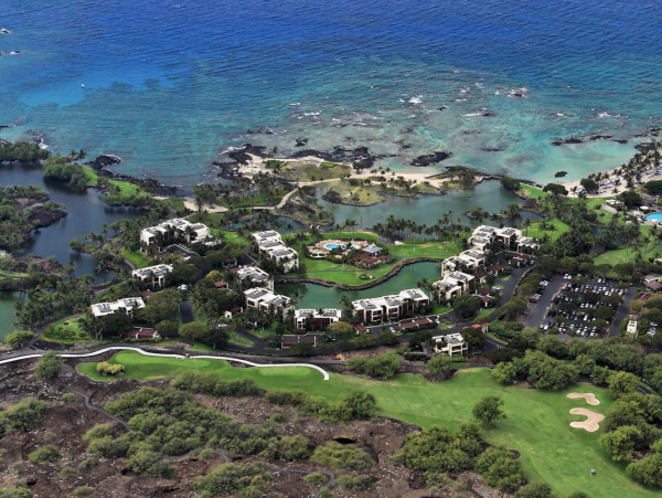 This Luxury Penthouse on the Waimea Awaits Your Arrival