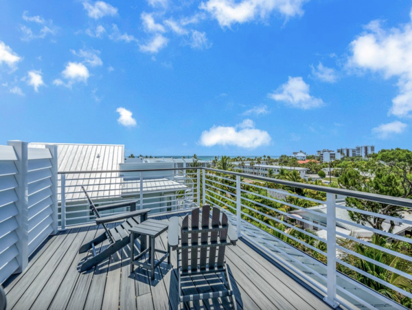 Luxury Lido Key Vacation Villa Stroll to Beach St Armands Circle
