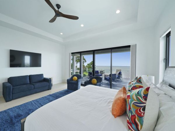 Miramar luxury Vacation Home Eight bedrooms Sleeps 36 Water Views