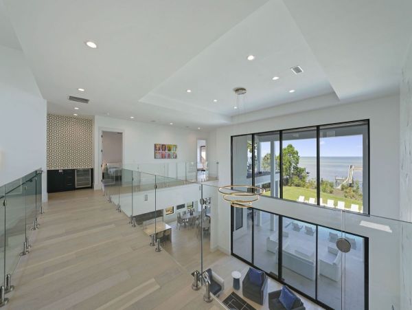 Miramar luxury Vacation Home Eight bedrooms Sleeps 36 Water Views