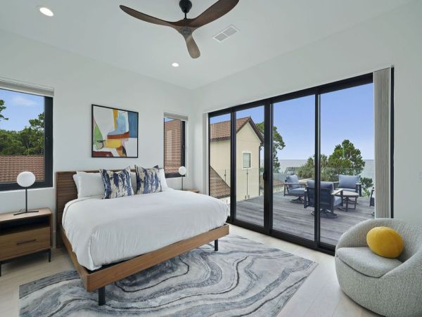 Miramar luxury Vacation Home Eight bedrooms Sleeps 36 Water Views