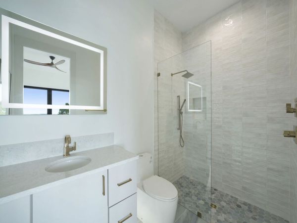 Miramar luxury Vacation Home Eight bedrooms Sleeps 36 Water Views