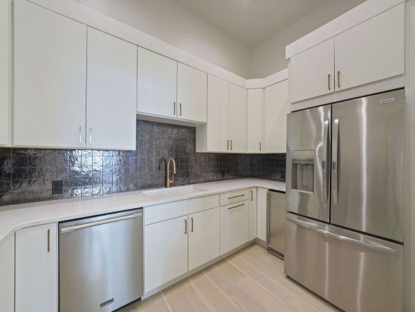 Miramar luxury Vacation Home Eight bedrooms Sleeps 36 Water Views