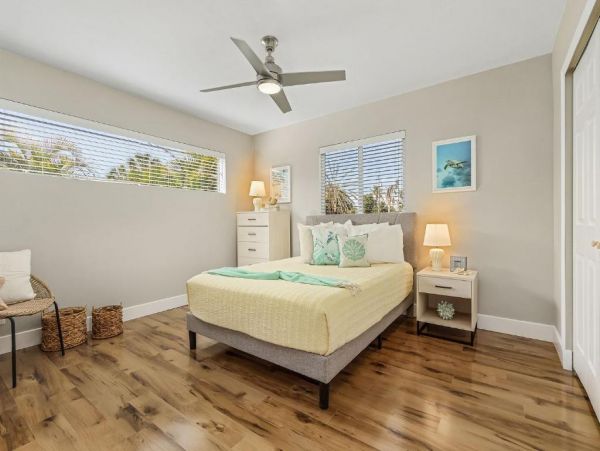 Fort Myers Vacation Home Sleeps Ten Guests