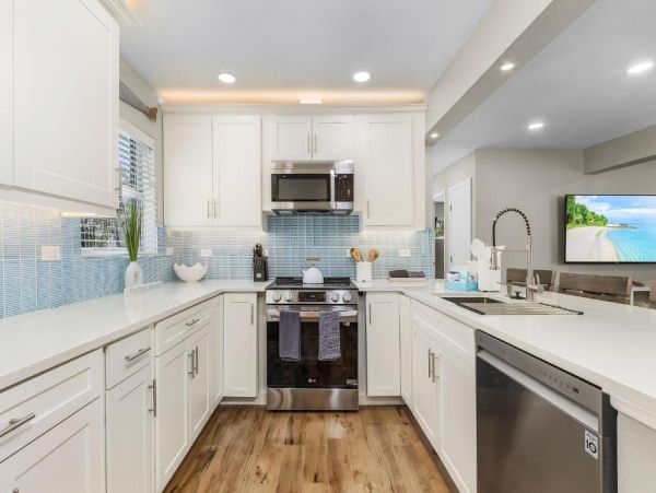 Fort Myers Vacation Home Sleeps Ten Guests