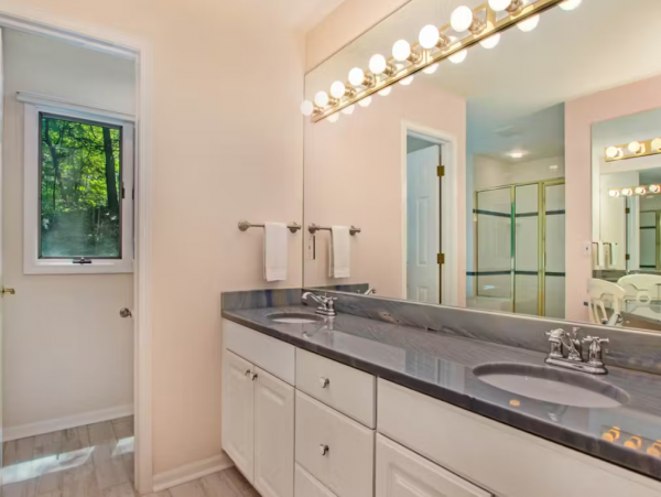 Relax at a Lake Michigan Vacation Rental: Your Perfect Getaway