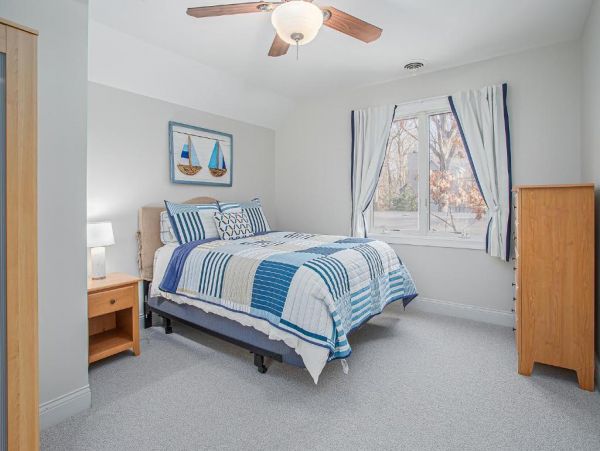 New Buffalo Vacation Home Sleeps 15 Guests