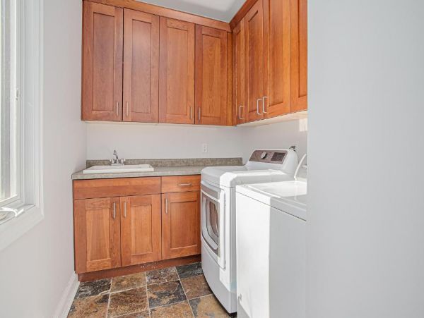 New Buffalo Vacation Home Sleeps 15 Guests