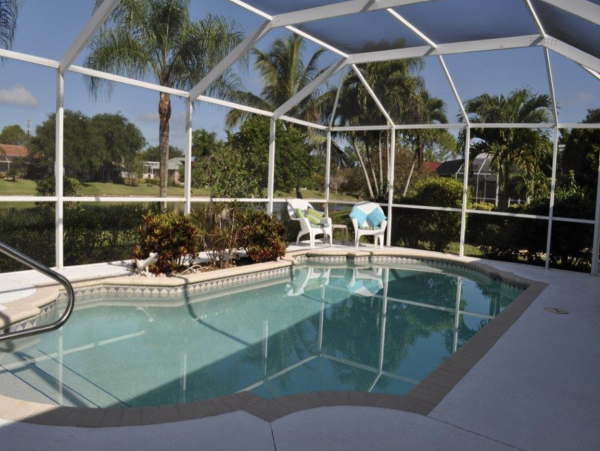 Three Bedroom Pool Vacation Home Gated Community
