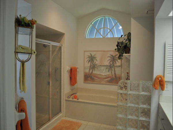Three Bedroom Pool Vacation Home Gated Community