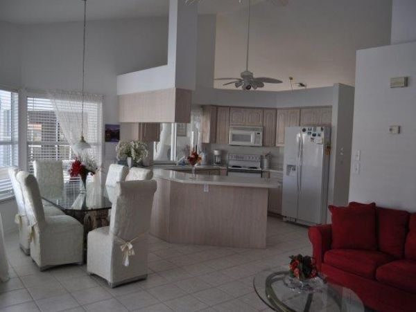 Three Bedroom Pool Vacation Home Gated Community
