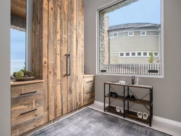 Spacious Lake Michigan Vacation Rental with Pool and Hot Tub