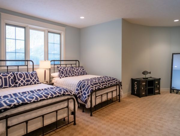 Lake Michigan Views Vacation Home Sleeps 12 Guests